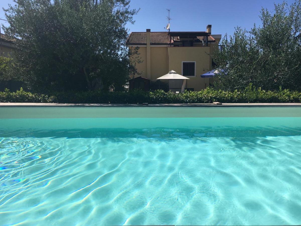 Golden Villa, Residenza Di Campagna Sassari Bagian luar foto