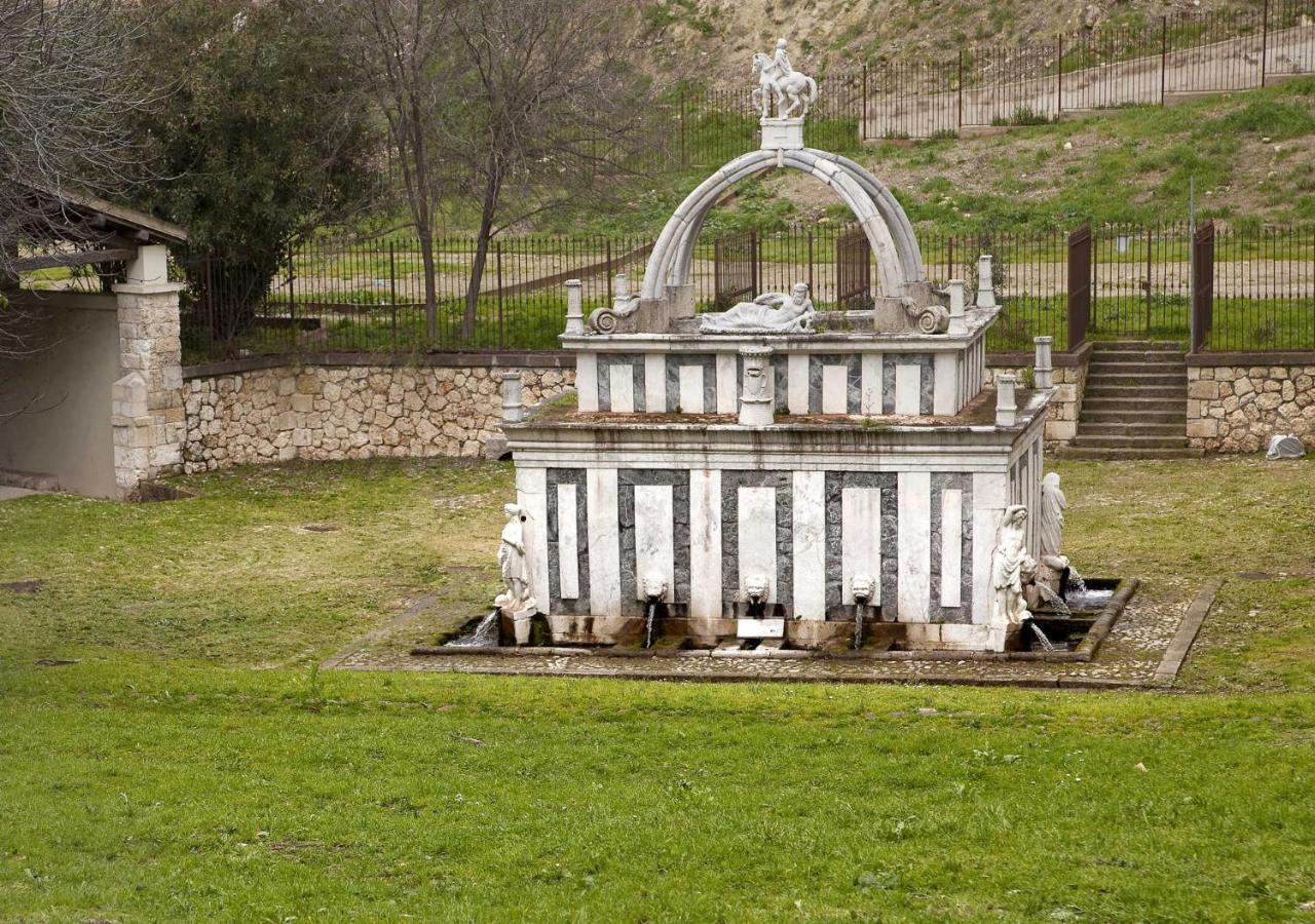 Golden Villa, Residenza Di Campagna Sassari Bagian luar foto